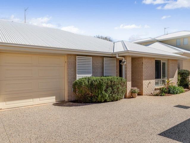 Modern, Convenient & Effortless Living Perfect Downsizer or Investment!