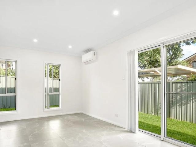 Modern & Convenient Family Home in Seven Hills 23c Abigail Seven Hills