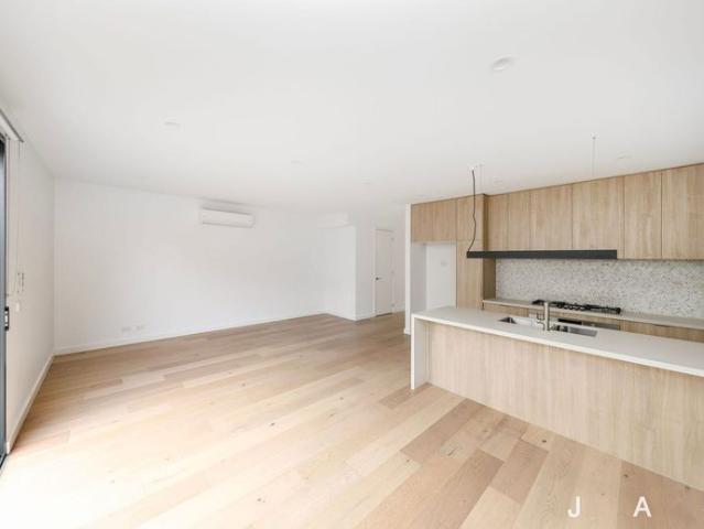 Modern & Convenient Living!