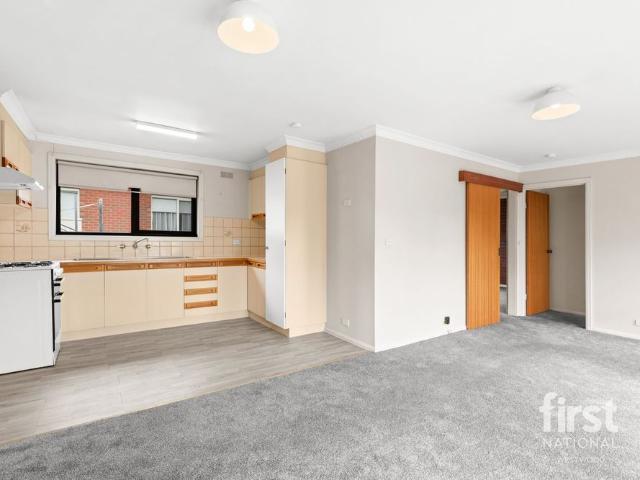 Modern & Convenient Living in the Heart of Werribee