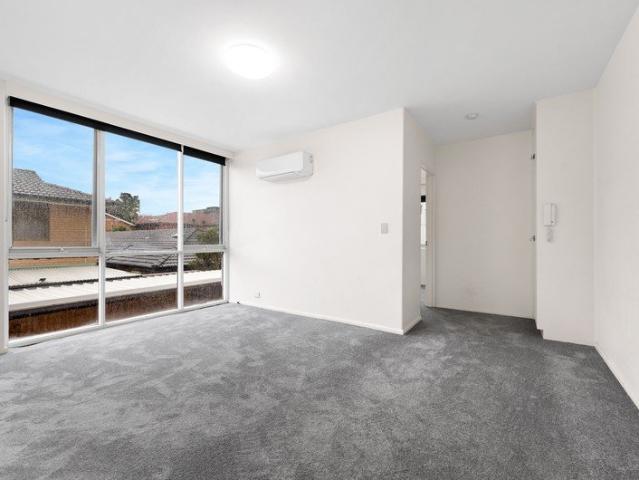 Modern, Convenient & Move In Ready One bedroom apartment