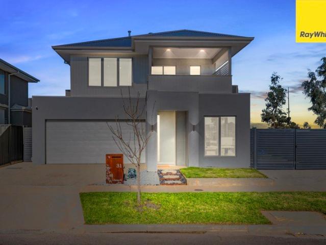 Modern Corner Living with the Convenience of Side Access