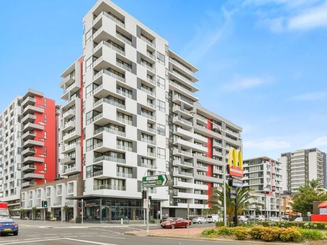 Modern CBD Apartment in the Heart of Wollongong