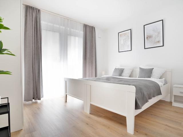Modern & central apartment, Osnabruck Amsterdam Apartments for Rent