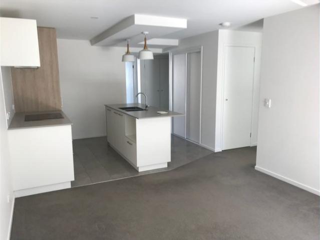 Modern & Central Gold Coast