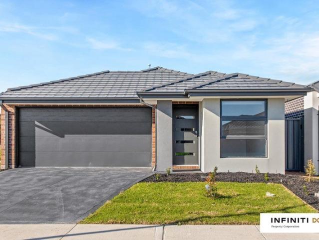 MODERN CHARM IN THE HEART OF HARKNESS: YOUR DREAM HOME AWAITS!