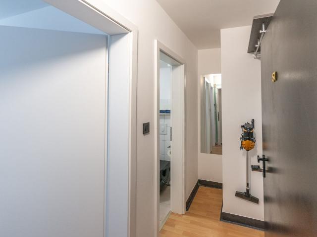 Modern & Chic Studio Apartment in Essen Apartment 41, Essen Amsterdam Apartments for Rent