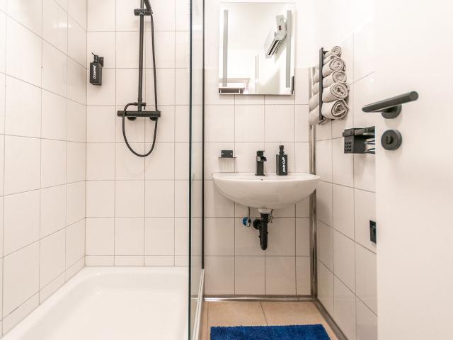 Modern & Chic Studio Apartment in Essen Apartment 44, Essen Amsterdam Apartments for Rent