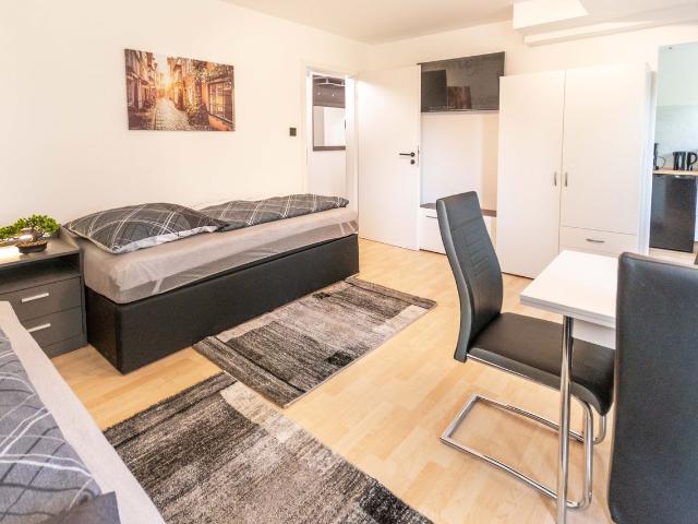 Modern & Chic Studio Apartment in Essen Apartment 23, Essen Amsterdam Apartments for Rent