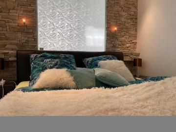 Cozy 1 bedroom Central location with Parking