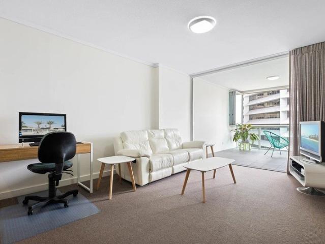 Modern City Living with an Expansive Alfresco Balcony