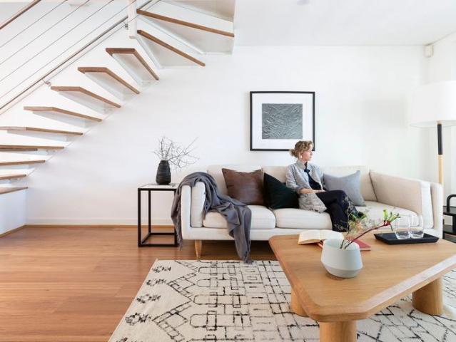 Modern city residence over 3 levels