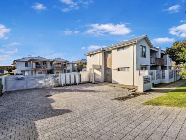 MODERN CLOVERDALE LIVING WITH SPACE, COMFORT & CONVENIENCE