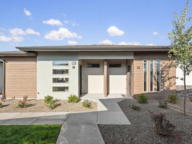 Modern Craftsman Black Cat 2 Bedroom Apartment for Rent at 6580 N Crafted Ln, Meridian, ID 83646