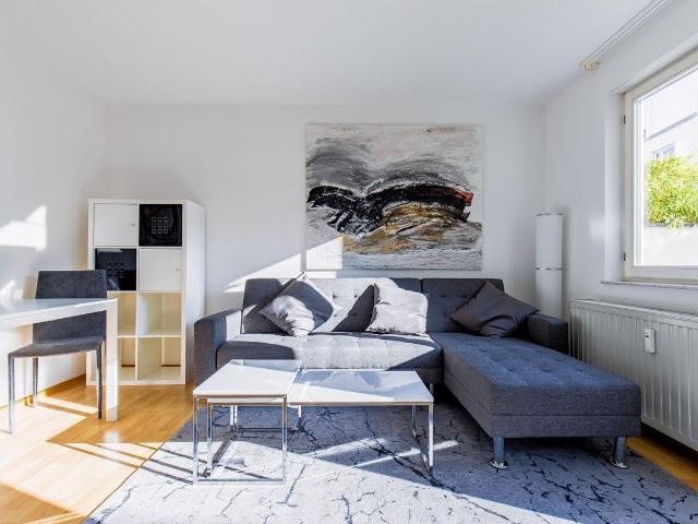 Modern & cute suite in Stuttgart, Stuttgart Amsterdam Apartments for Rent