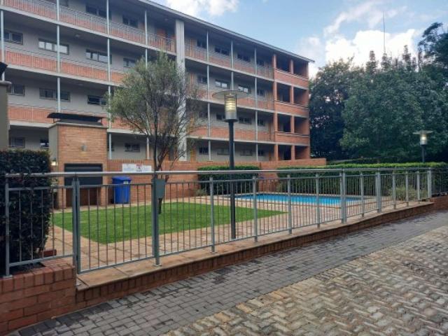 Modern and neat 2 bedroom, 2 Bathroom appartment