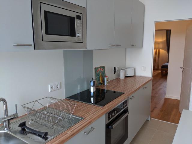 Modern and neat flat in central Düsseldorf, Dusseldorf Amsterdam Apartments for Rent