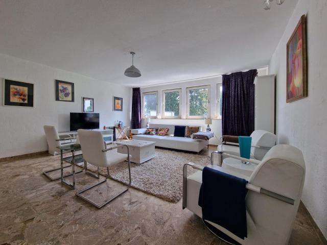 Modern and Bright 4 Room Apartment with Large Balcony in a Quiet Location – Your New Home Awaits!