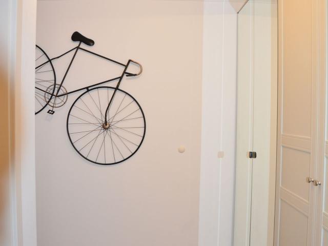 Modern and bright flat with stunning skyline view, Frankfurt Amsterdam Apartments for Rent