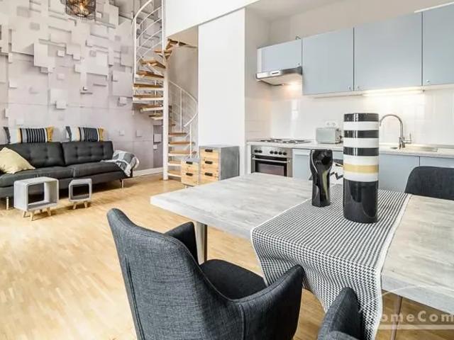 Modern and bright furnished studio between trendy “Schanze” and Rotherbaum