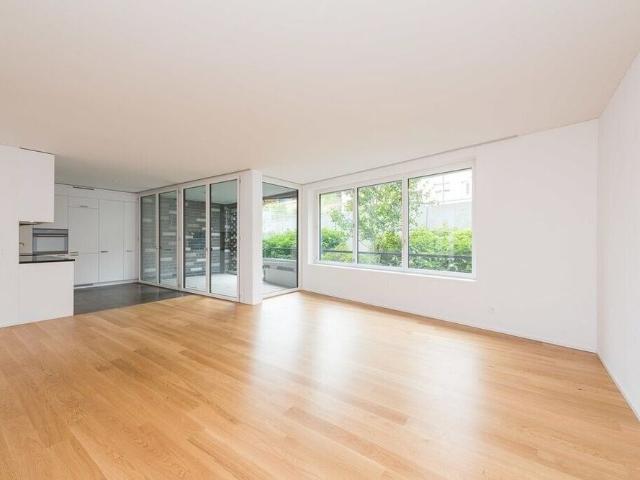 Modern and central living