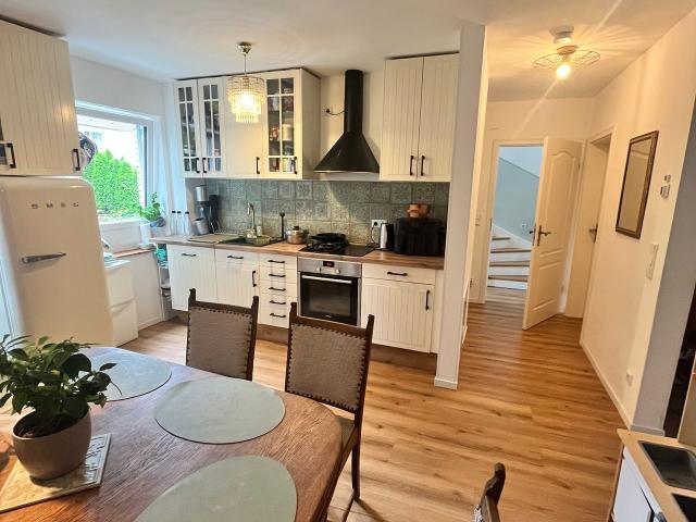 Modern and charming apartment in Cologne, Koln Amsterdam Apartments for Rent
