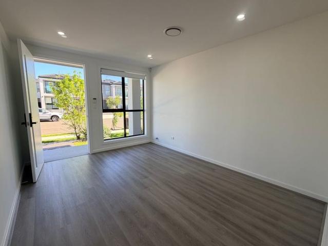 Modern and Convenient Living | Spacious Family Lifestyle in the Heart of Marsden Park