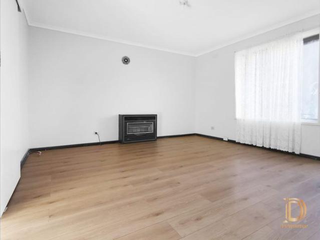 Modern and Convenient Two Bedroom Unit in Lalor