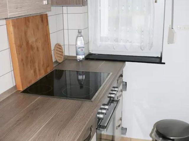 Modern and cozy 2 room apartment near the main station with balcony, Essen Amsterdam Apartments for Rent