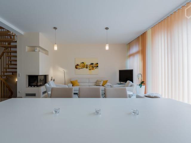 Modern and cozy home in Lichterfelde, Berlin Amsterdam Apartments for Rent