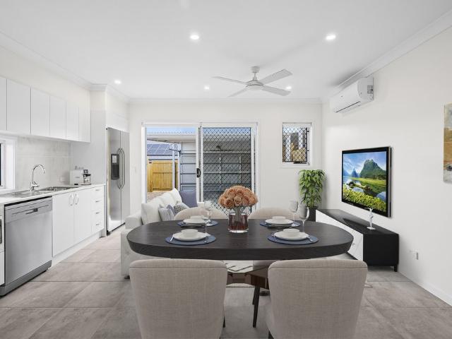 Modern and Cozy Home in Prime Location AC & Ceiling Fans