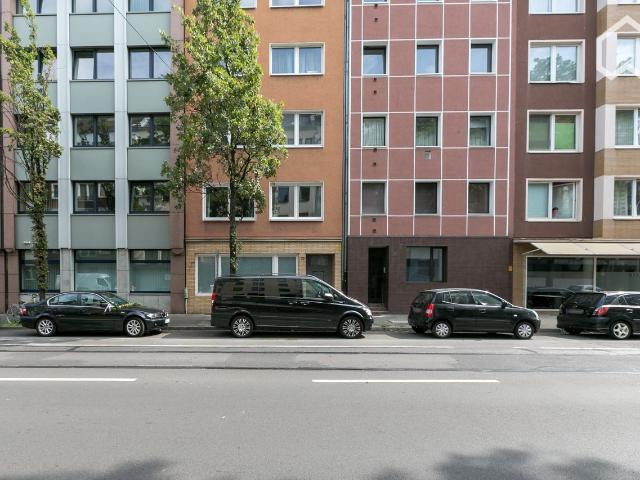 Modern and fancy home in great location with balcony, Dusseldorf Amsterdam Apartments for Rent