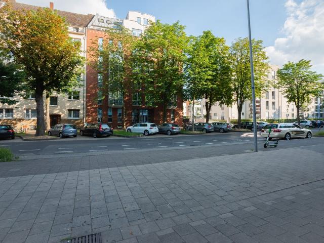 Modern and high quality furnished apartment in Düsseldorf at the Medienhafen, Dusseldorf Amsterdam Apartments for Rent