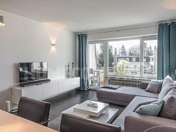 Modern and luxuriously furnished 2 room apartment with spacious balcony in Harlaching
