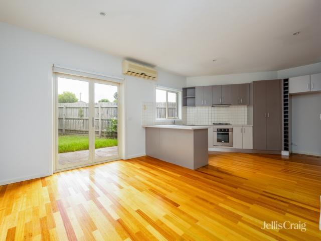 Modern and Location!