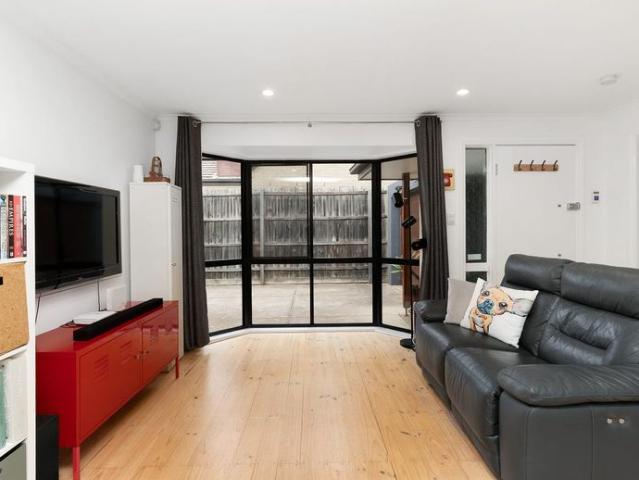 Modern and Low Maintenance Living – Available NOW!