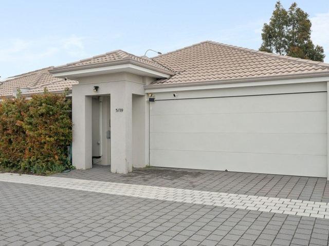 Modern and Low Maintenance Living