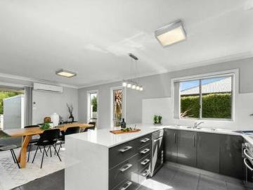Brighton, Tasmania, Penguin Island, Cloudy Bay, Kingborough, Tasmania Island