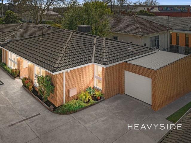 Modern and Quietly Positioned in an impeccable Surrey Hills Location