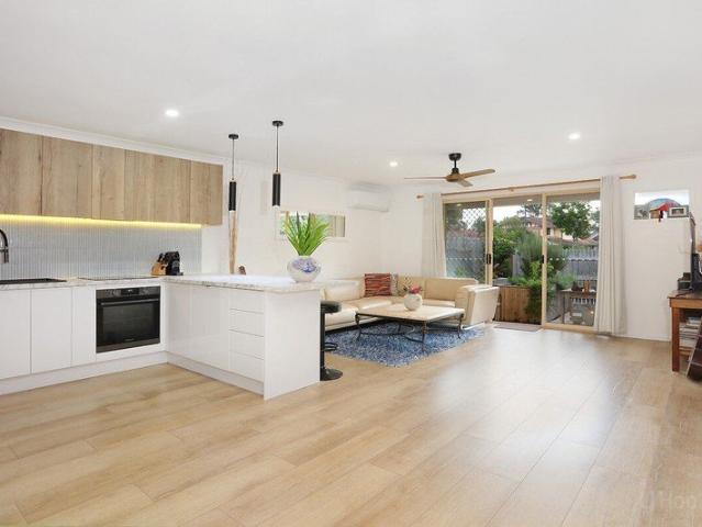 OFFERS CONSIDERED Modern And Renovated Two Bedroom Villa within very short stroll the beautiful Esplanade