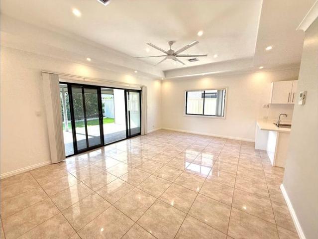 Modern and stylish 3 Bedroom Home with Solar!