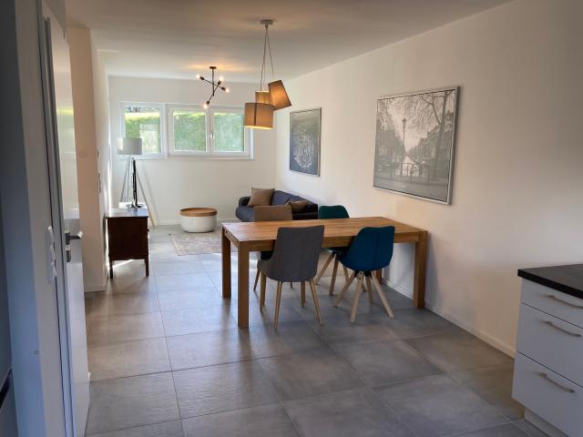 Modern and stylish 3 room garden apartment in Berlin Lichterfelde with a terrace