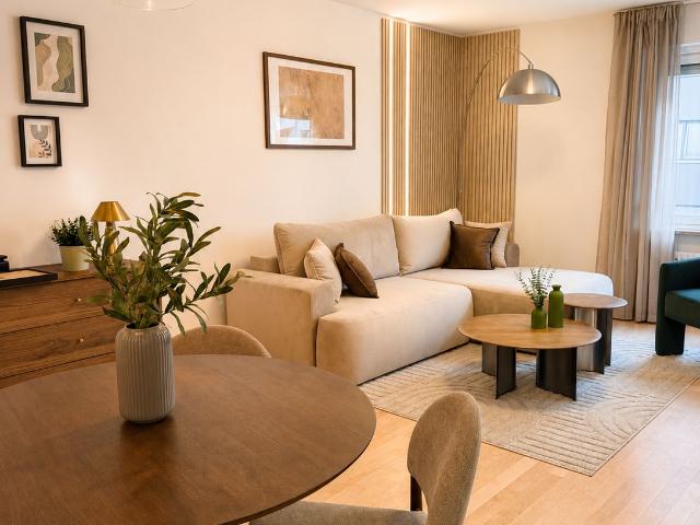Modern and stylish 2 room apartment with balcony in a prime location