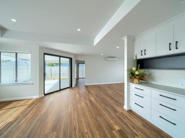 Modern and Stylish Home in McKail