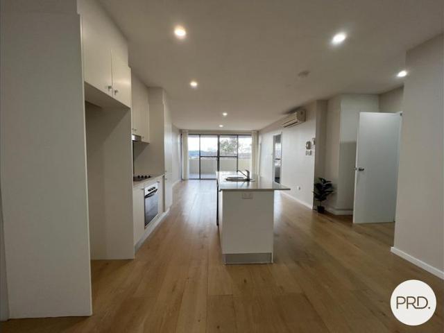Modern and Stylish Living in a Convenient Location