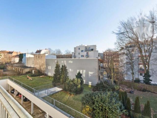Modern and Sunny 2 Bedroom Apartment in Berlin, Adlershof, Berlin Amsterdam Apartments for Rent