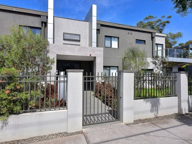 Modern and Secure 1 Bedroom Apartment