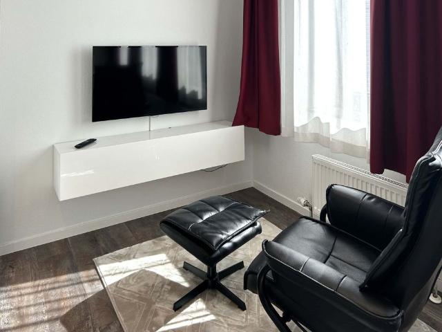 Modern and smart studio apartment, furnished and fully equipped in Frankfurt Niederrad