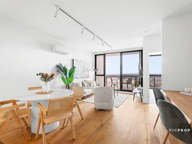 Modern and Sophisticated North Facing Haven Directly Opposite Westfield