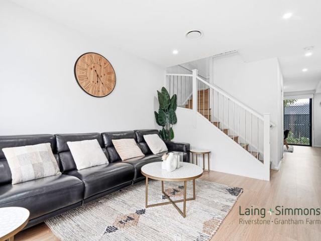 Modern and Spacious Family Townhouse in a Prime Location